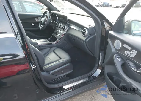 2020 Mercedes-Benz Glc 300 Coupe 4Matic из США, поврежденный, VIN WDC0J8EB2LF723155